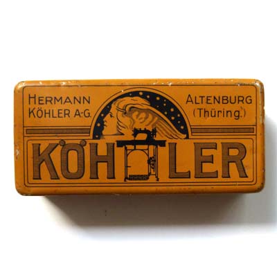 Köhler Altenburg, Nähmaschinen-Zubehör, Blechdose