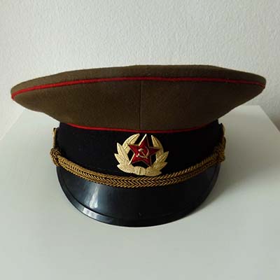 alte russische Uniform-Kappe, Offizier