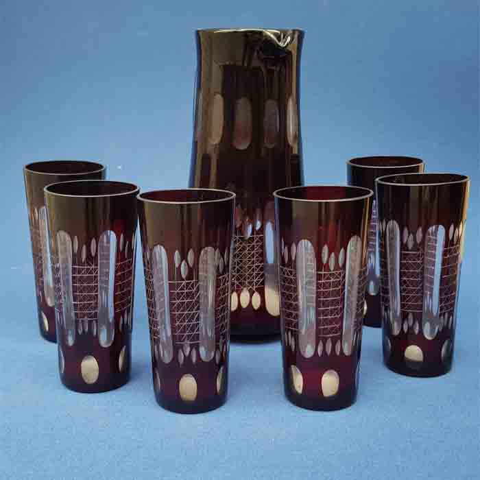 Karaffe mit 6 Gläsern, Überfangglas, rot