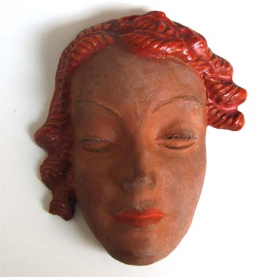 Frauen - Kopf, Keramik / Ton, Wandhalterung