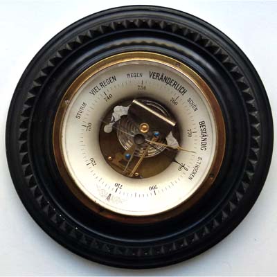 altes Barometer, relativ groß, um 1910