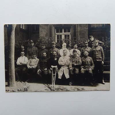 Soldaten im Lazaret, Pflegepersonal, alte Fotografie