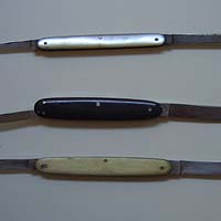 Konvolut Taschenmesser, 3 Stück, Perlmutt, Horn-Griff